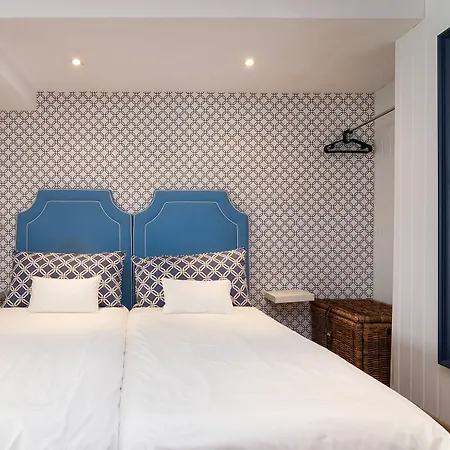 In Typical Paz By Hideout Lisbon